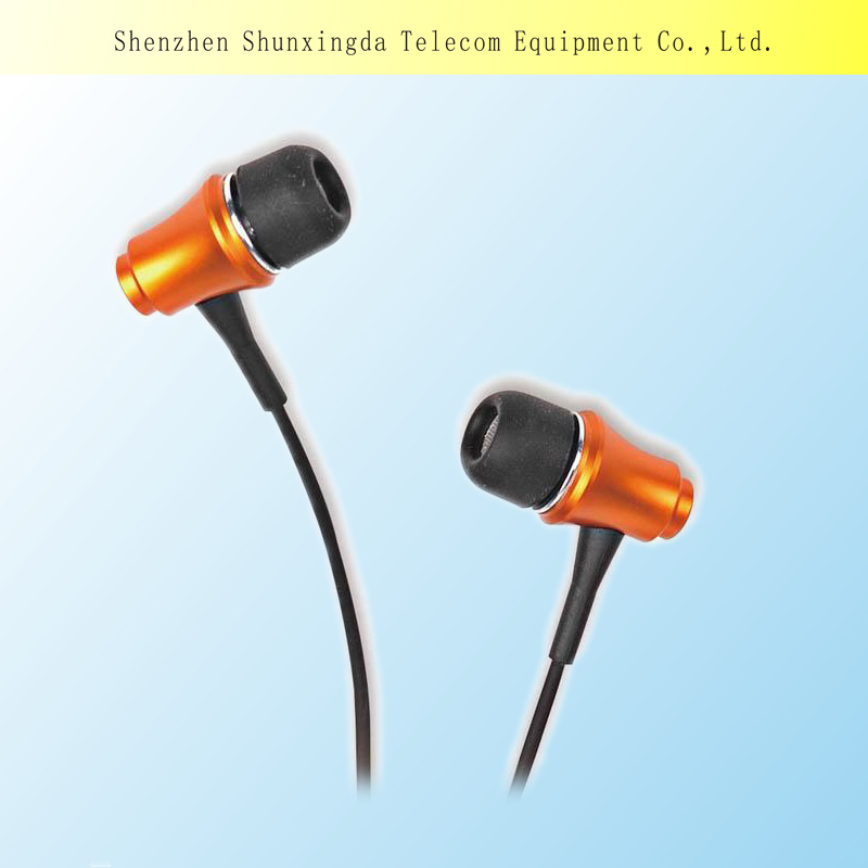 metal earphone