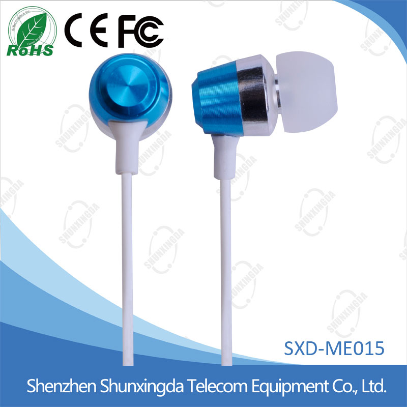 metal earphone